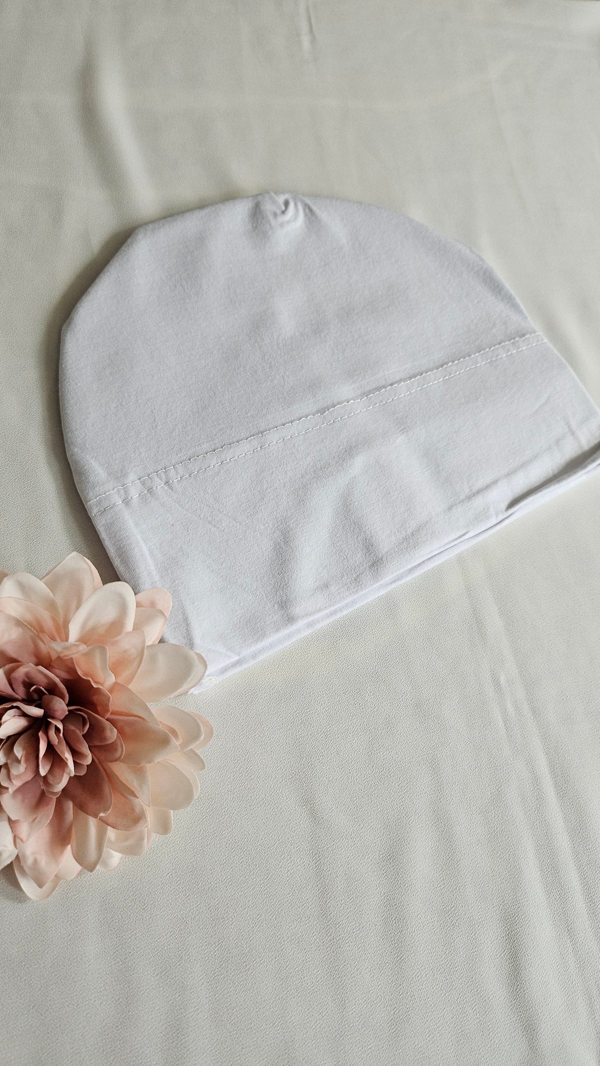 Under-scarf bonnet