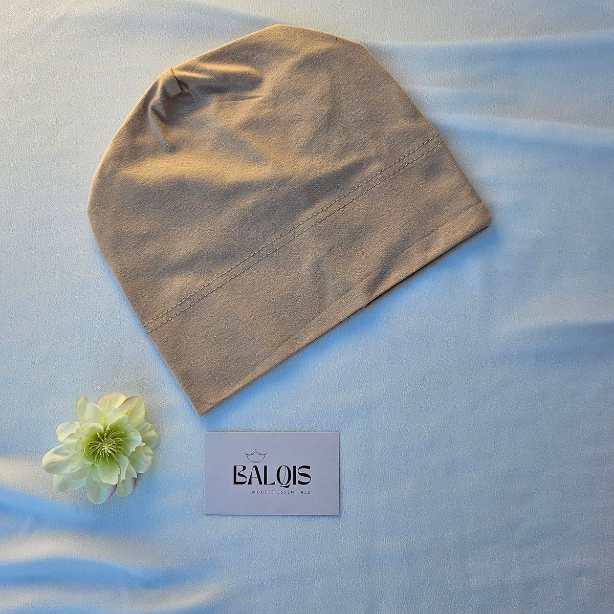 Under-scarf bonnet